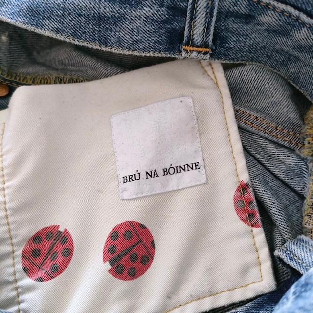BRU NA BOINNE セルビッチデニム No 7305 加工 てんとう虫刺繍 BRU NA BOINNE セルビッチデニム No 7305 加工 てんとう虫刺繍