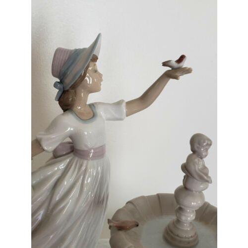 日本通販サイト リヤドロ LLADRO FIGURINE COLLECTIBLE SPRING JOY 06106 RARE LARGE PIECE