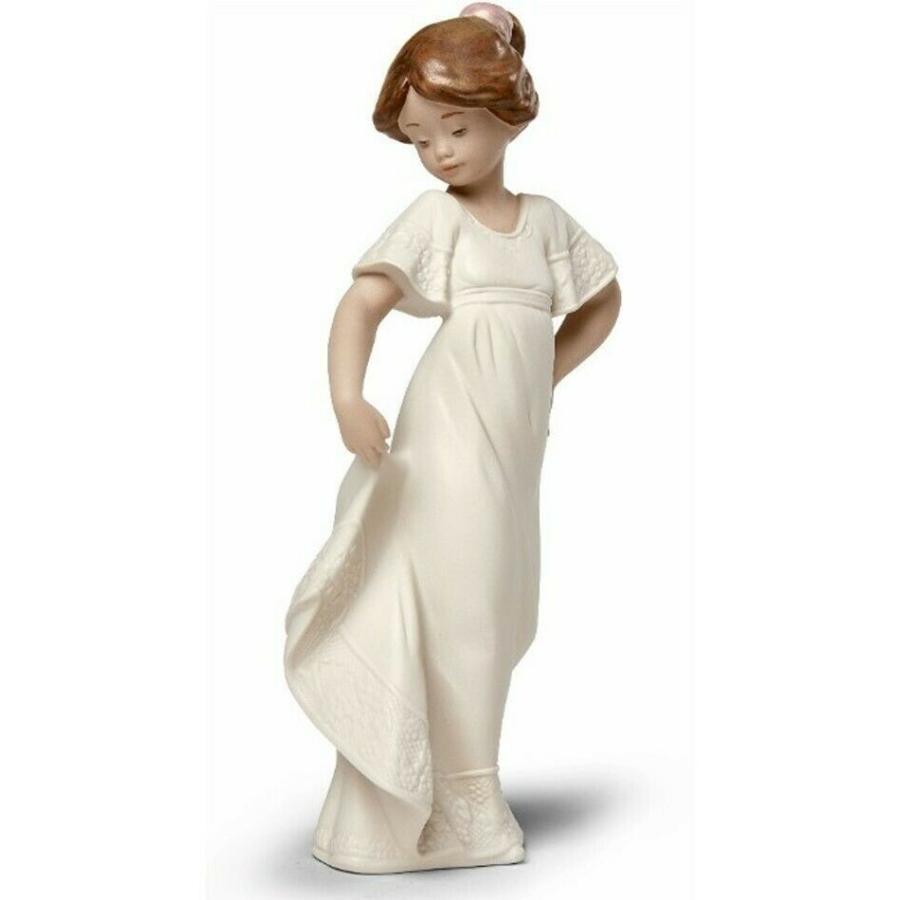 リヤドロ NAO BY LLADRO GRES HOW PRETTY BRAND NEW IN BOX #12038 GIRL DRESS POSING DANCING