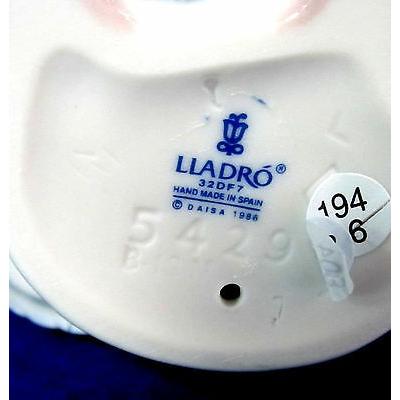 LLADRO リヤドロ NEW #5429 HAPPY BIRTHDAY BRAND NIB GIRL