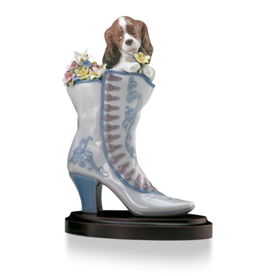リヤドロ LLADRO A WELL HEELED PUPPY FIGURINE #6744 BRAND NIB RARE 