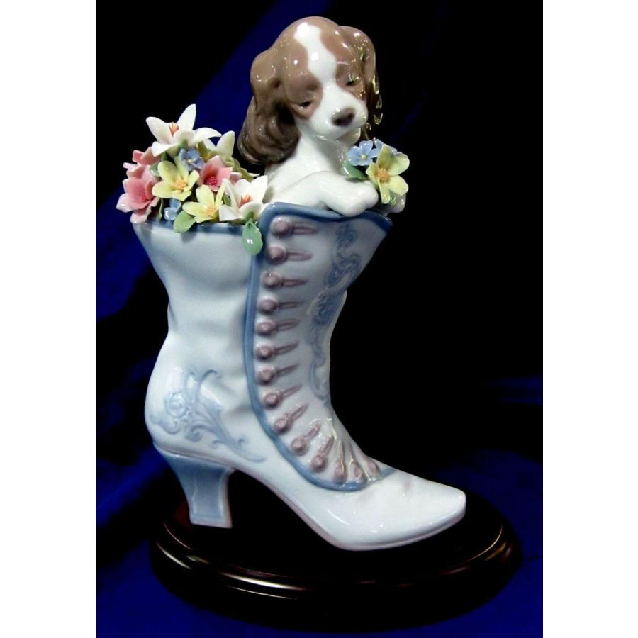 リヤドロ LLADRO A WELL HEELED PUPPY FIGURINE #6744 BRAND NIB RARE 