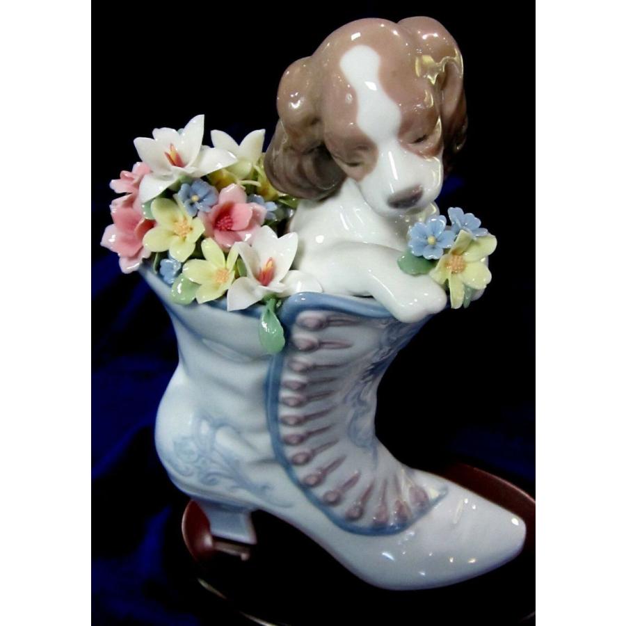 LLADRO リヤドロ A WELL HEELED PUPPY FIGURINE #6744 BRAND NIB RARE 