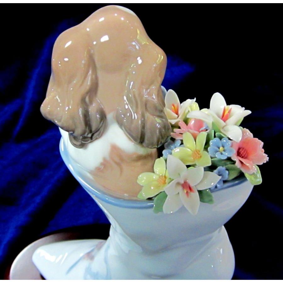LLADRO リヤドロ A WELL HEELED PUPPY FIGURINE #6744 BRAND NIB RARE 