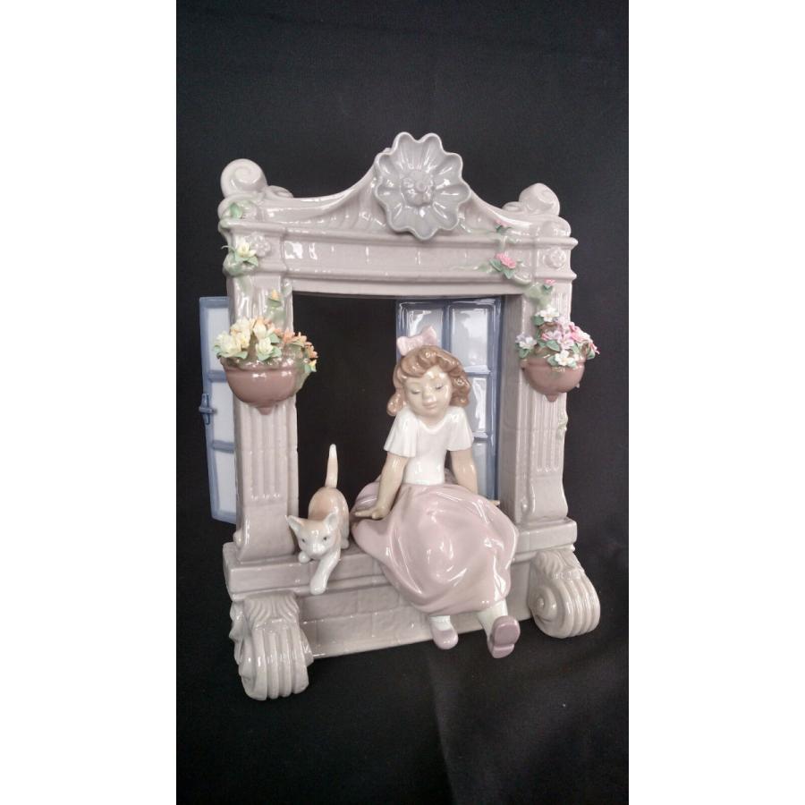 LLADRO（リヤドロ） LLADRO COLLECTORS FIGURINE #6817 CHILDHOOD
