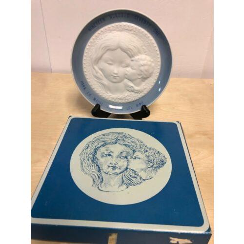 リヤドロ 1971 First Edition Lladro Spain Mothers Day Porcelain Plate in Original Box