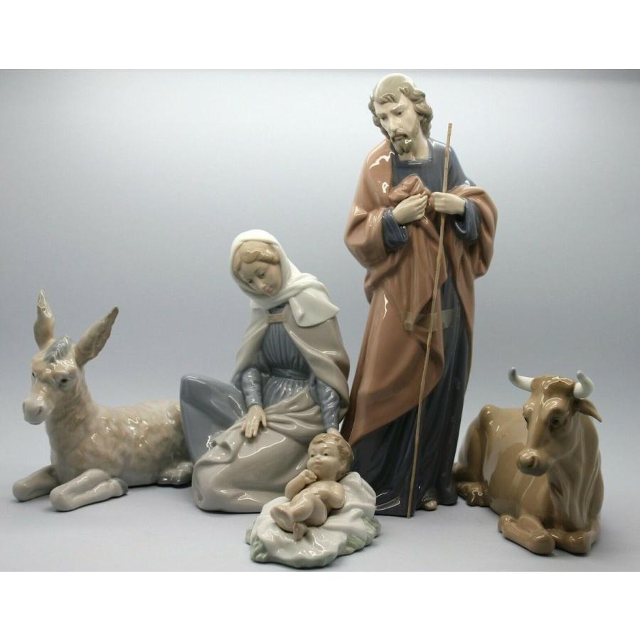 リヤドロ Nao Lladro NATIVITY SET JESUS, VIRGIN MARY, SAINT JOSEPH +2 figures new