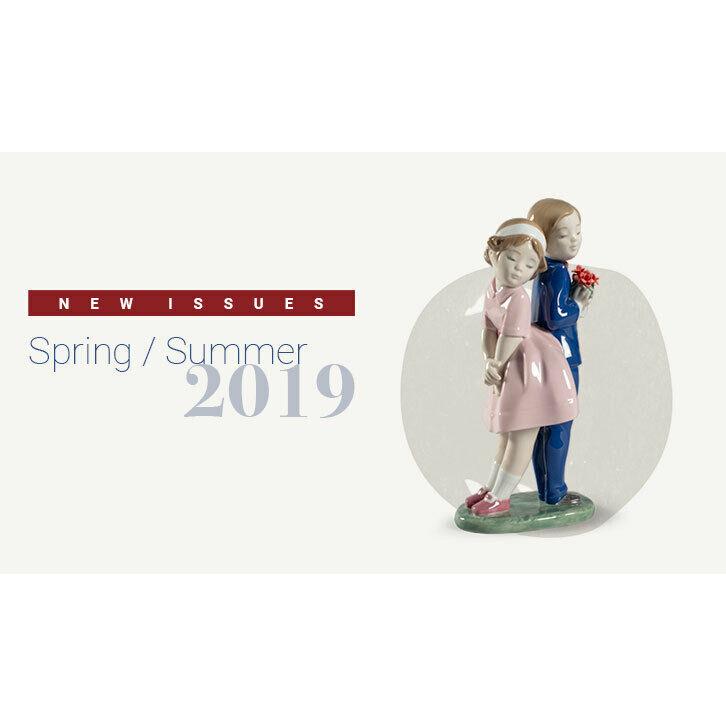 LLADRO（リヤドロ） NAO FLOWERS FOR YOU FIGURINE 2001921.NEW IN BOX