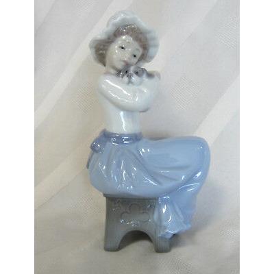 ✨美品✨ リヤドロ NAO BY LLADRO #1701 A BIG HUG BRAND NEW IN BOX GIRL PUPPY LOVE SAVE$$ F/SH 【C2426912874】(12797円)