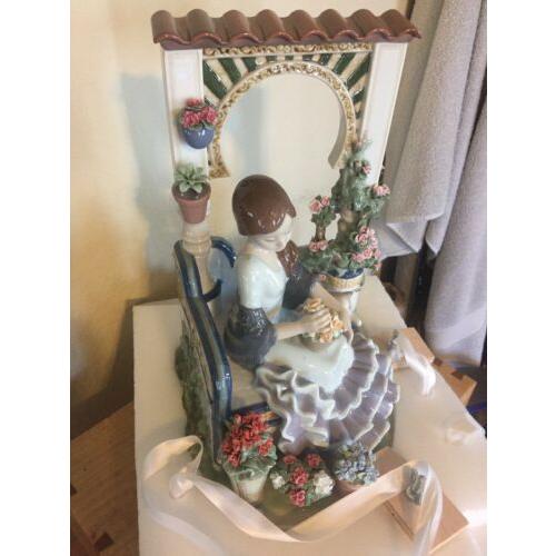LLADRO（リヤドロ） Lladro Andalusian Spring, Open Box, New : 華