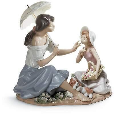 リヤドロ Lladro As Pretty As A Flower Figurine 01006910 かぐわしき