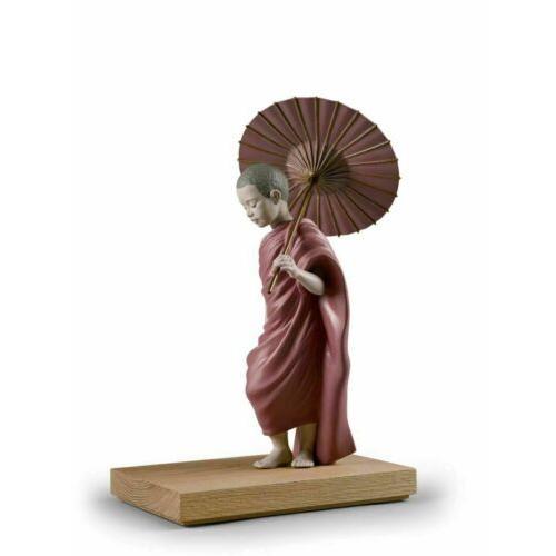 リヤドロ Lladro Sun Path Figurine  01012556