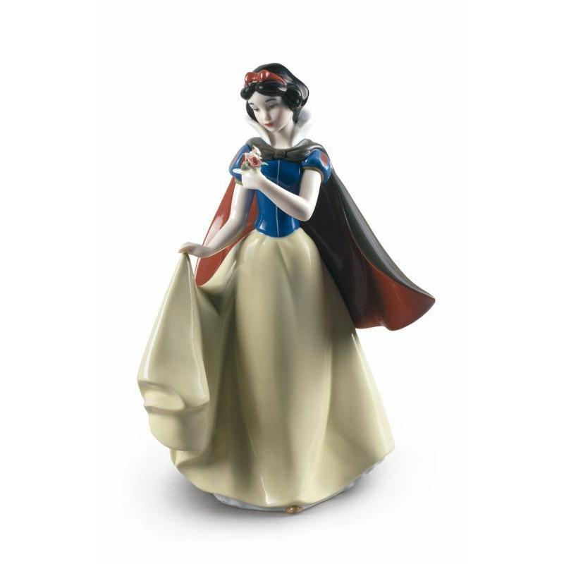 リヤドロ Lladro Snow White Figurine
