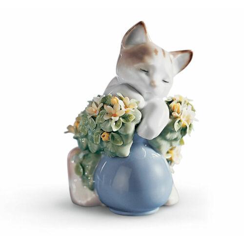 【売り切り！お値下げしました】LLADRÓ 猫　にらみ合い ねこ　リヤドロ LLADRO リヤドロ Lladro Dreamy Kitten Cat Figurine 01006567
