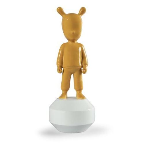 リヤドロ Lladro The Orange Guest Figurine. Small Model. 01007749