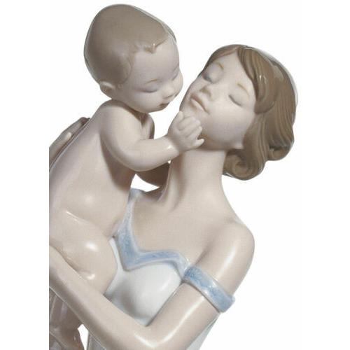 2022福袋 リヤドロ Lladro Unconditional Love Mother Figurine 01008244