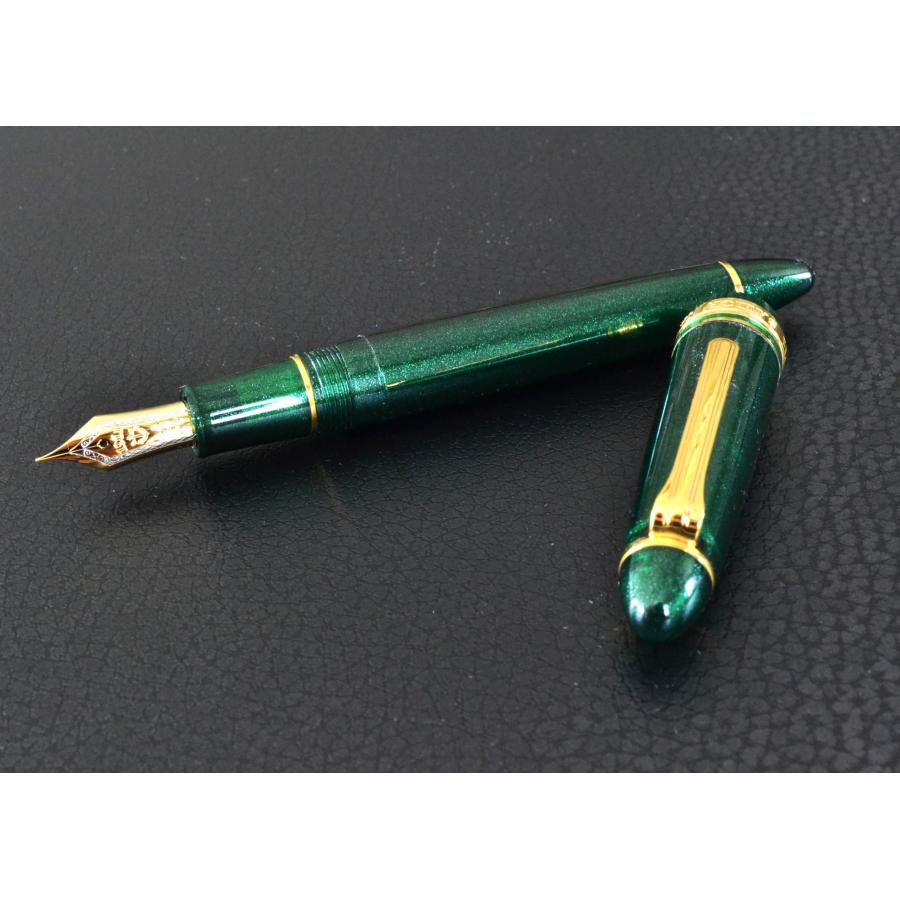 堅実な究極の Montblanc ゴールド万年筆 カートリッジ5本とペン 堅実な究極の Montblanc ゴールド万年筆 カートリッジ5本とペン