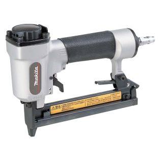 マキタ（makita） 4mmエアタッカーAT425BZK（ケース付） : e-キカイ屋