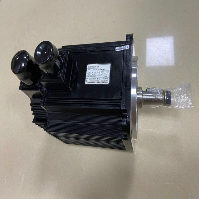 SGMG-13A2AC 安川電機サーボモータ 新品同様/保証付き 納期7-10日 