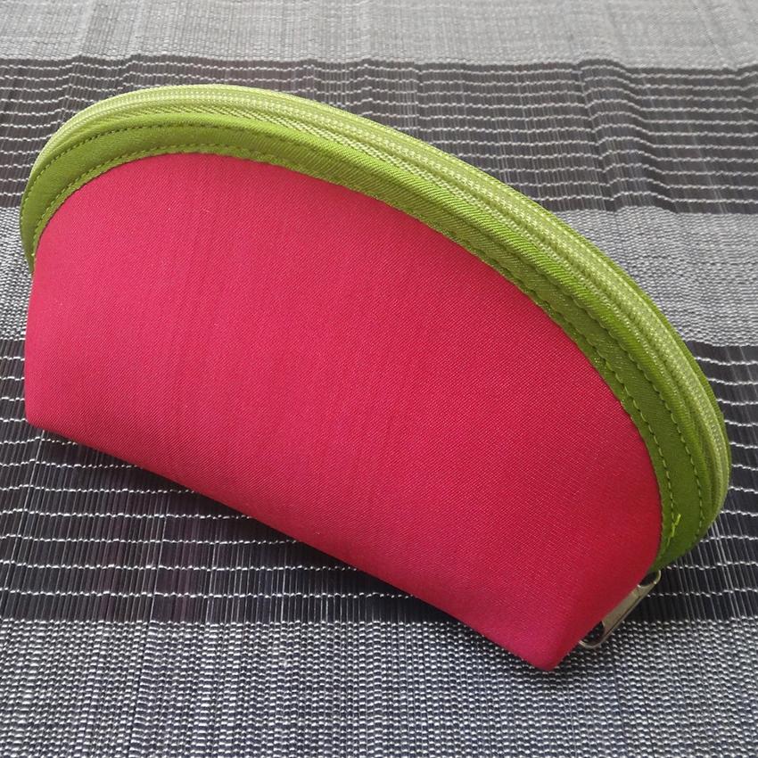 ベトナム雑貨】蓮刺繍ポーチ（シルク）/ピンク : 菊五郎の店 - 通販