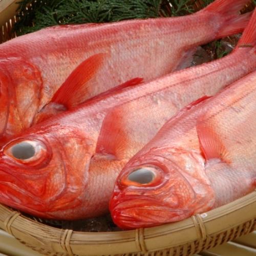 人気ナンバーワン !「金ちゃん煮」 伝統の味！金目鯛の姿煮付け |  | 01