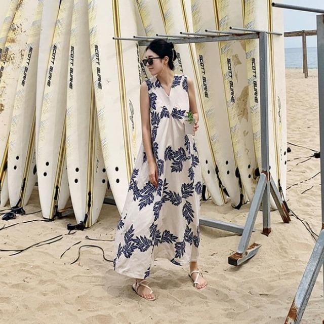 ワンピース レディース 夏 花柄 ミモレ丈 ロング リゾート オフィス 大人可愛い ノースリーブ Vネック ハワイ グアム 沖縄 10代 代 30代 40代 50代 Tk0584 Kilalion キラリオン 通販 Yahoo ショッピング