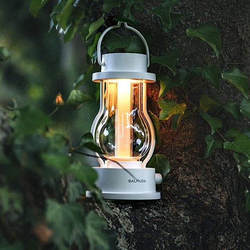 取寄品』バルミューダ ポータブルLEDランタン ホワイト L02A-WH『送料