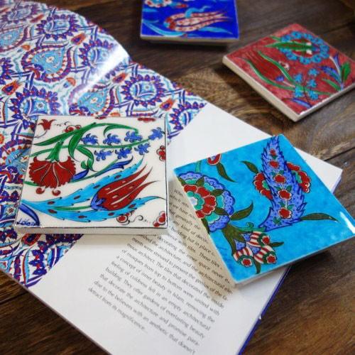 手描きのトルコタイル インテリア 伝統工芸品 ハンドペイント トルコ