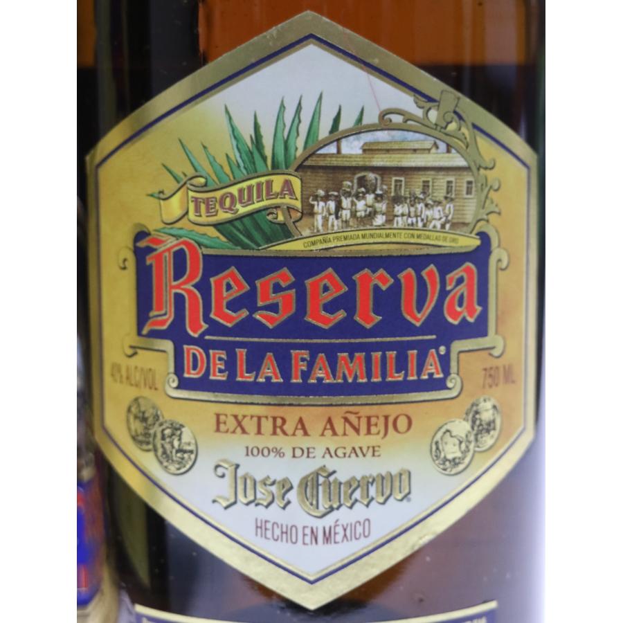 Jose Cuervo（ホセ クエルボ） クエルボ レゼルヴァ デ ラ ファミリア