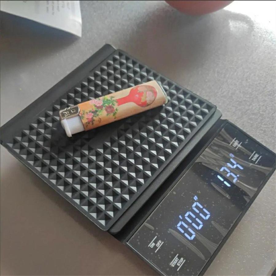 キッチンスケール デジタル 精密 3kg 電子秤 0.01g単位 高精度センサー 計量器 電池付き 滑り止めマット付き 多用途 料理 コーヒー お菓子 |  | 09