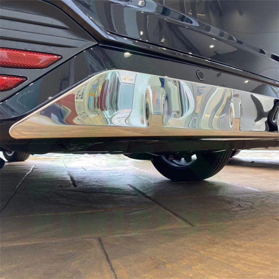 大人気 ヴォクシー90系 ノア90系 パーツ リアバンパーガーニッシュ