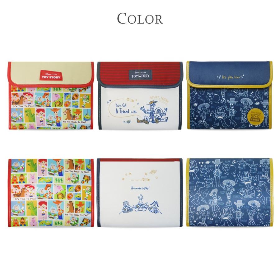 直営限定アウトレット Disney トイ ストーリー マルチケース 母子手帳 カード 通帳ケース 選べる3タイプ クリーム ネイビー レッド ジャバラ式 メール便 送料無料 Babylonrooftop Com Au