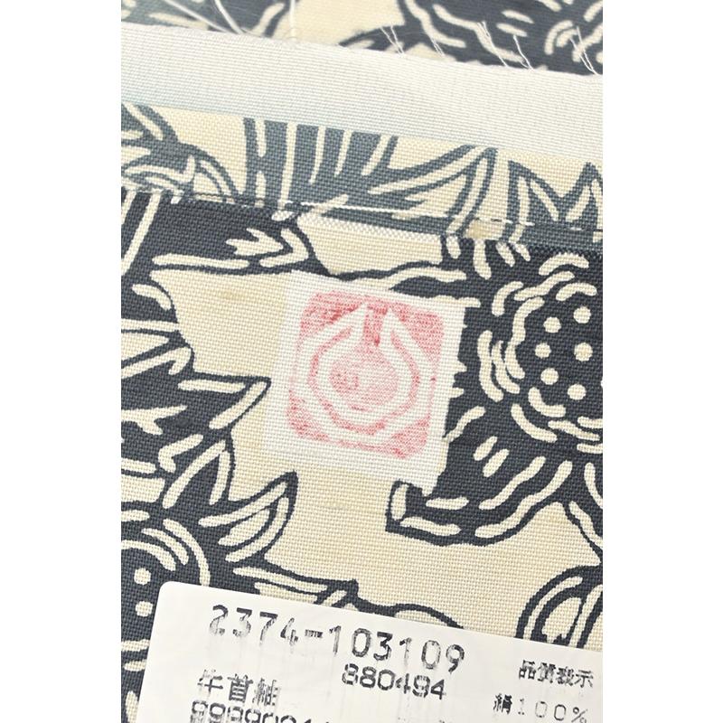 着物だいやす 089□牛首紬□小紋柄 白山工房 角印 更紗文 唐花 白 身長 