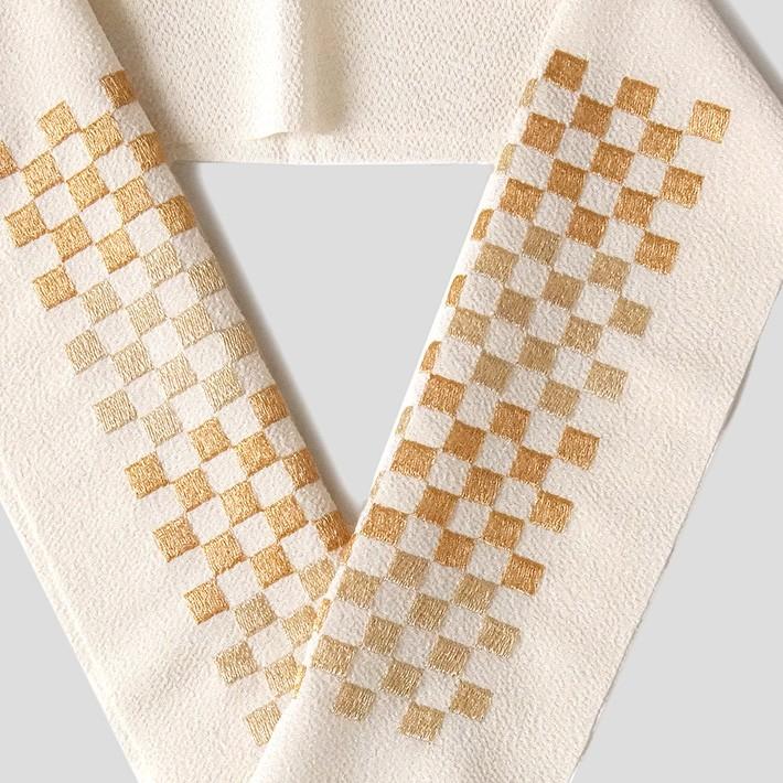 刺繍 半衿 市松 幾何学 カジュアル 日本製 半襟 オフホワイト 刺しゅう