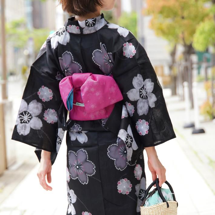 浴衣 3点セット 綿麻 花 桜 絞り風 黒 ピンク 半幅帯 桐下駄 浴衣 3点セット 綿麻 花 桜 絞り風 黒 ピンク 半幅帯 桐下駄