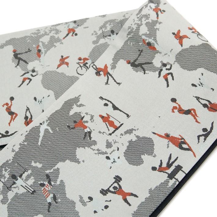 半幅帯 おりびと 正絹 オリンピック スポーツ 世界地図 グレー 黒 赤  