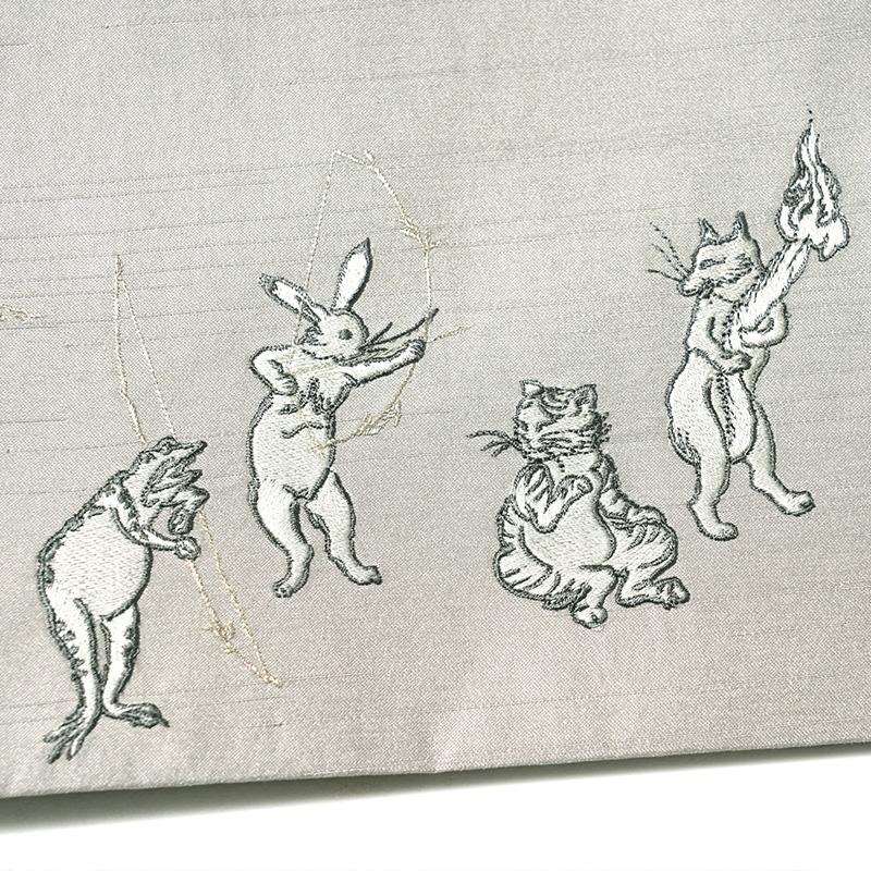 撫松庵 京袋帯 猫獣戯画 刺繍 ベージュ グレージュ 鳥獣戯画 撫松庵 京袋帯 猫獣戯画 刺繍 ベージュ グレージュ 鳥獣戯画