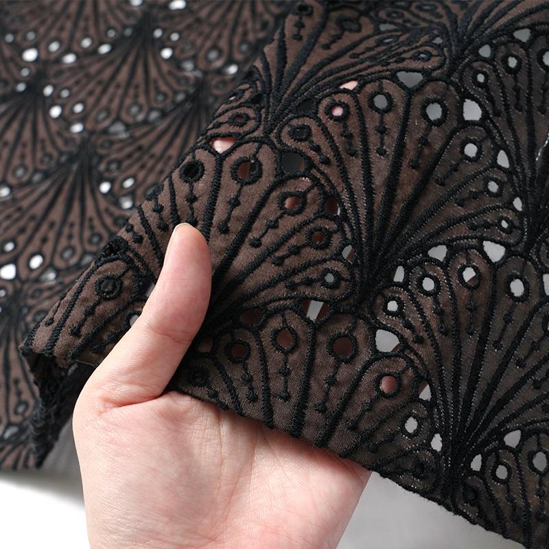 着物 刺繍 レース 扇型 ダークブラウン 単衣 洗える 仕立て上がり 日本製 女性用 レディース 30代 40代 50代 刺しゅう 日本製 春 秋の画像