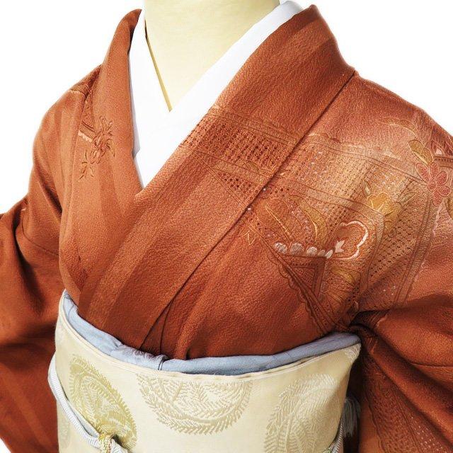 訪問着 着物 中古 正絹 袷 フォーマル 螺鈿　汕頭刺繍 スワトウ 花の図 肉桂色 茶系色 身丈159cm 裄67.5cm M きもの北條 A1006-11 訪問着 着物 中古 正絹 袷 フォーマル 螺鈿 汕頭刺繍 スワトウ 花の図
