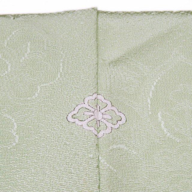 色無地 着物 中古 正絹 袷 フォーマル 紋付き 地模様 華紋 薄緑色 身丈  