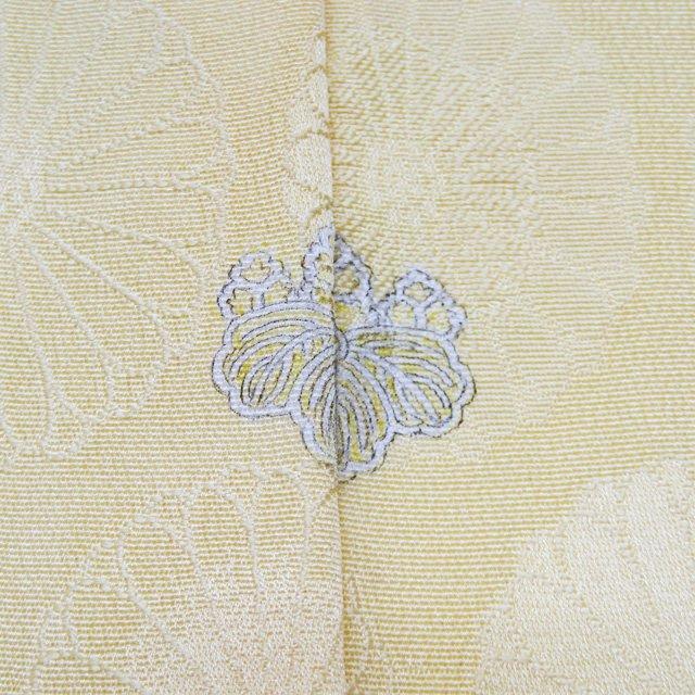 色無地 着物 中古 正絹 袷 フォーマル 紋付き 地模様 花模様 菊 淡黄色  