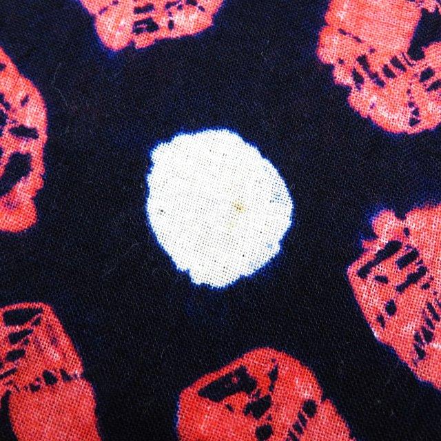 夏物 反物 浴衣 着物 未仕立て 新古品 木綿 絞り カジュアル 扇子模様 花模様 白色 群青色 きもの北條 A884-5 夏物 反物 浴衣 着物 未仕立て 新古品 木綿 有松鳴海絞り カジュアル