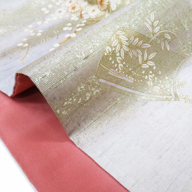 紬 着物 中古 正絹 袷 セミフォーマル 作家物 落款 金駒刺繍 和本に花の図 砂色 多色 金 身丈163cm 裄64cm L きもの北條 A1047-1 紬 着物 中古 正絹 袷 セミフォーマル 作家物 落款 金駒刺繍 和本に花