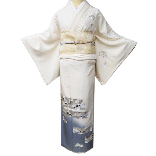 付下げ 付け下げ 訪問着 着物 中古 正絹 袷 フォーマル 刺繍 枝松模様 暈し 練色 鉛色 身丈155cm 裄66cm SA きもの北條 A1062-4 付下げ 付け下げ 訪問着 着物 中古 正絹 袷 フォーマル 刺繍 枝松模様