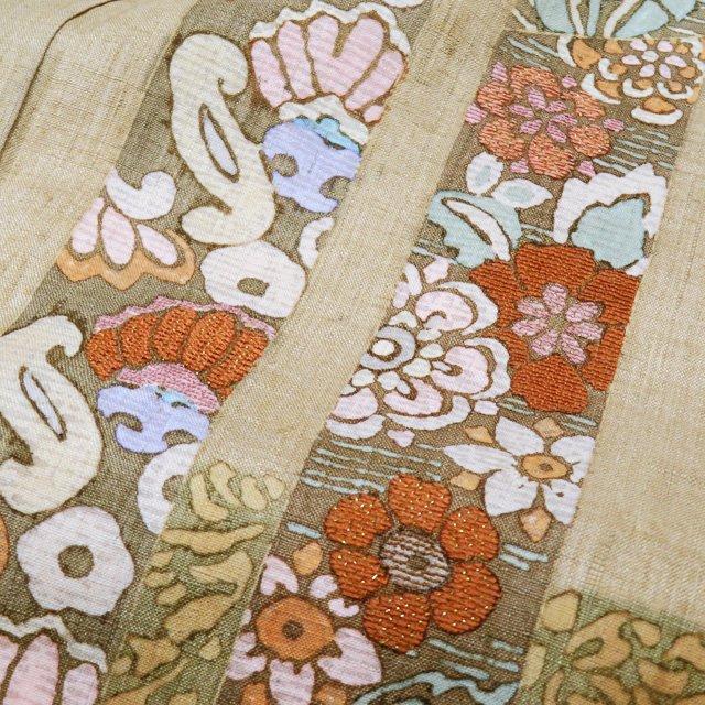 特選 紬 着物 中古 正絹 袷 セミフォーマル 高島屋扱い 千總 花模様 麦藁色 多色 身丈165cm 裄64cm L トール きもの北條 A1062-7の画像
