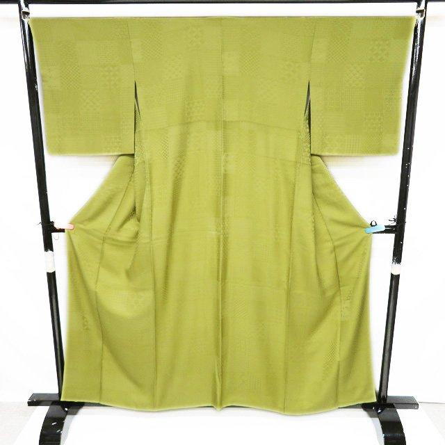 色無地 着物 中古 正絹 袷 カジュアル 紋なし 地模様 割付文様 若菜色