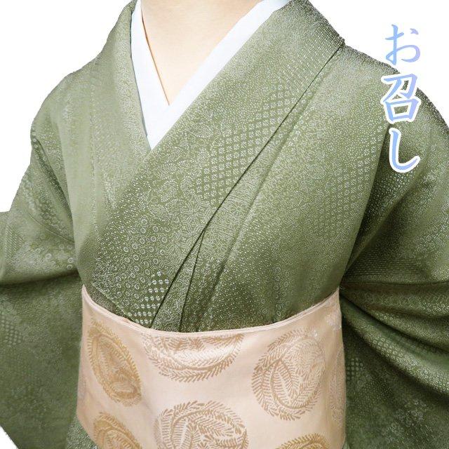 特選 お召し 御召 着物 中古 正絹 袷 永井織物 永治屋清左衛門 桜散らし 桜の花びら 墨色 桜色 身丈159cm 裄63cm M きもの北條 A1299-8 週替わりSALE第一弾！】 【永治屋清左衛門】 最高級御召 ～新色無地