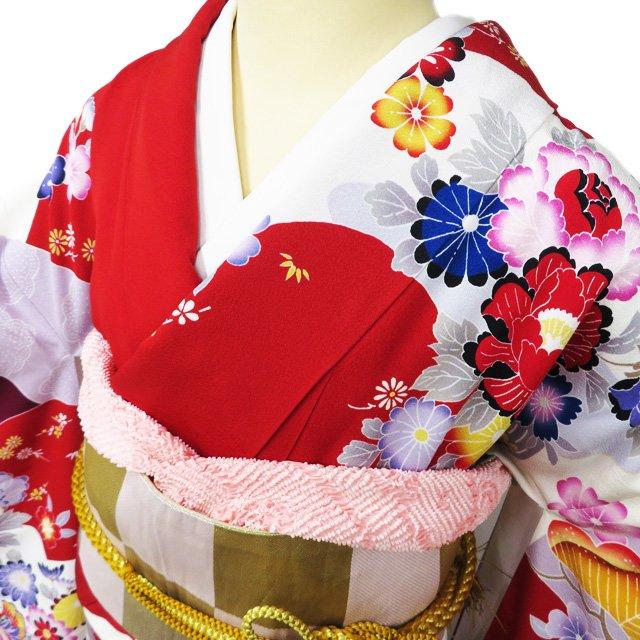 特選 振袖 着物 中古 正絹 花模様 菊 牡丹 桜 波に鴛鴦 白色 赤色 黒色 多色 身丈166cm 裄66cm L トール きもの北條 A1136-9 特選 振袖 着物 中古 正絹 花模様 菊 牡丹 桜 波に鴛鴦 白色 赤色 黒色
