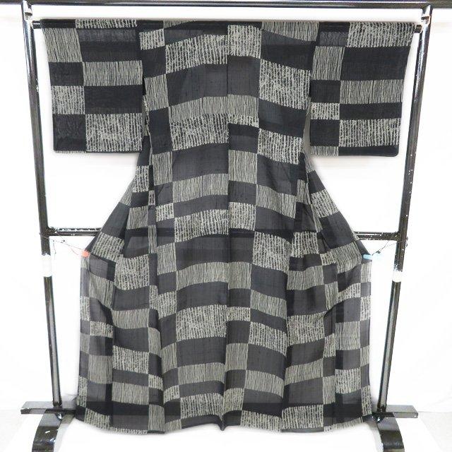 夏物 着物 中古 正絹 紗紬 カジュアル 市松取り 黒色 身丈163.5cm 裄65.5cm L きもの北條 A1170-5 夏物 着物 中古 正絹 紗紬 カジュアル 市松取り 黒色 身丈163.5cm 裄