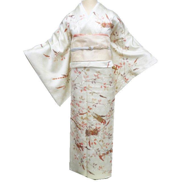 訪問着 着物 中古 正絹 袷 フォーマル 金駒刺繍 萩に楽器の図 女郎花色